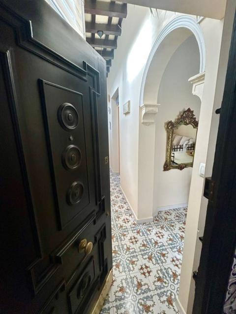 Gatu Casa Lola , " Preferente Mayores De 25 Anos Y Familias " El Puerto de Santa María Esterno foto