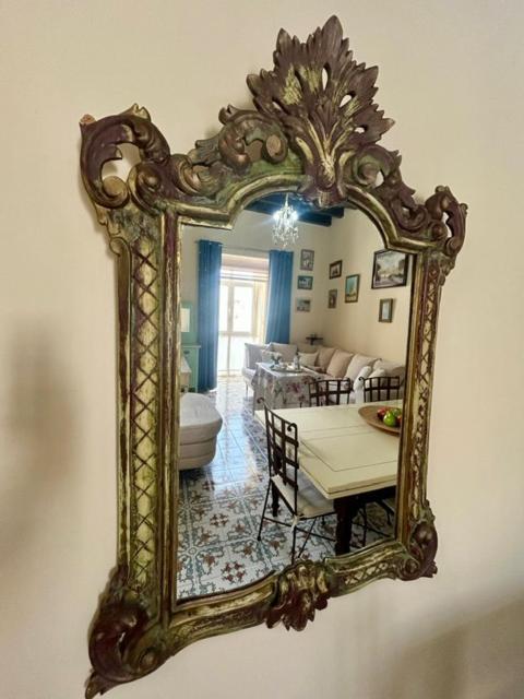 Gatu Casa Lola , " Preferente Mayores De 25 Anos Y Familias " El Puerto de Santa María Esterno foto